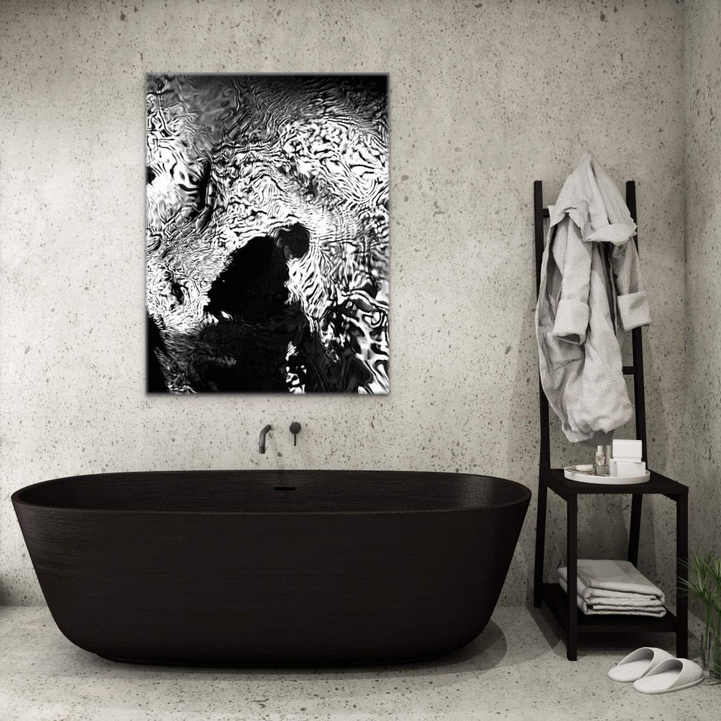 Bathroom with picture by Eva Prietz